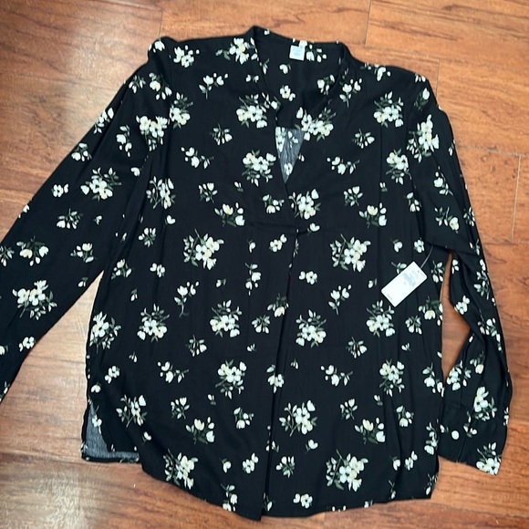 Old navy blouse - Picture 1 of 5